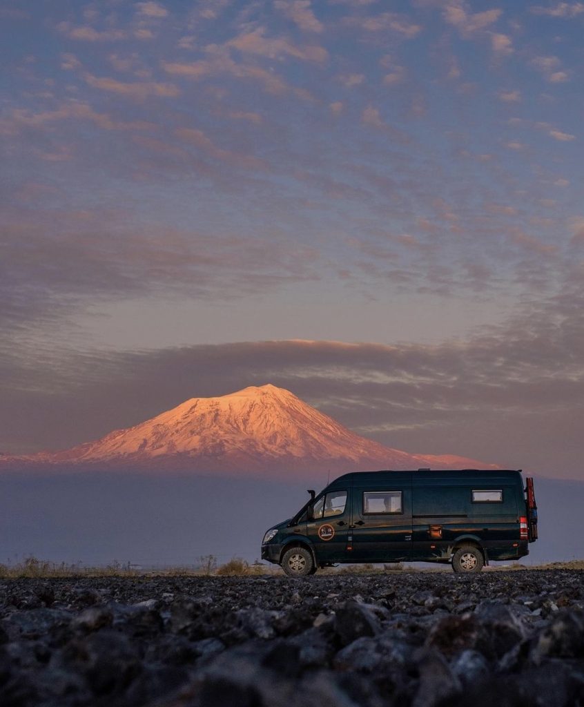 Irán en furgoneta camper
